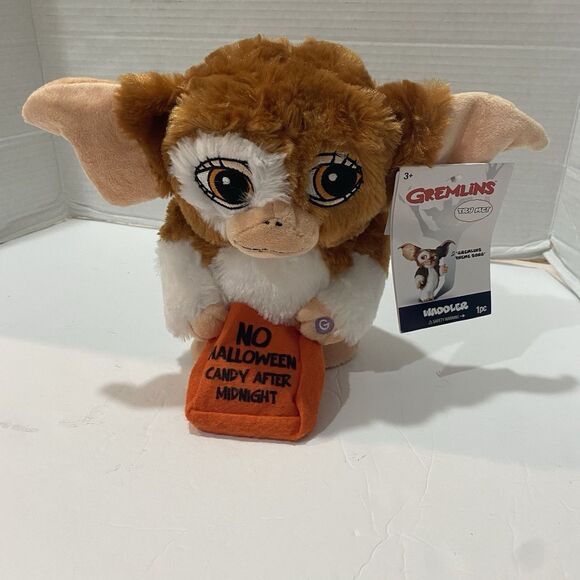 Gremlins Gizmo Halloween W/Trick Or Treat Bag Walking Shuffling Themesong 9” NWT - Picture 1 of 6